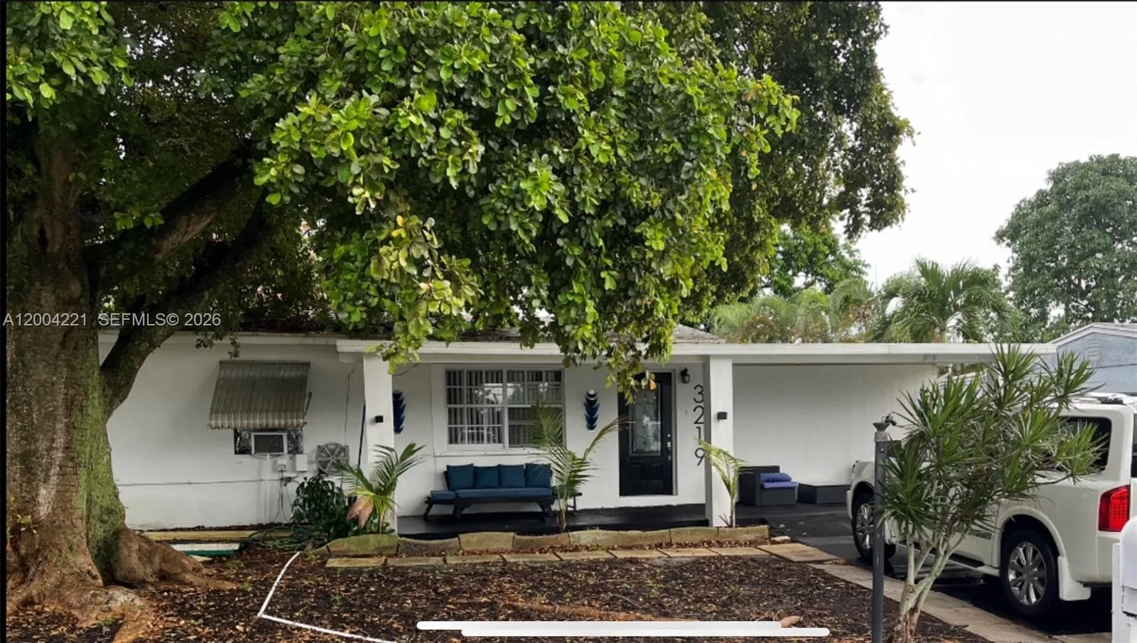 Englewood Manor