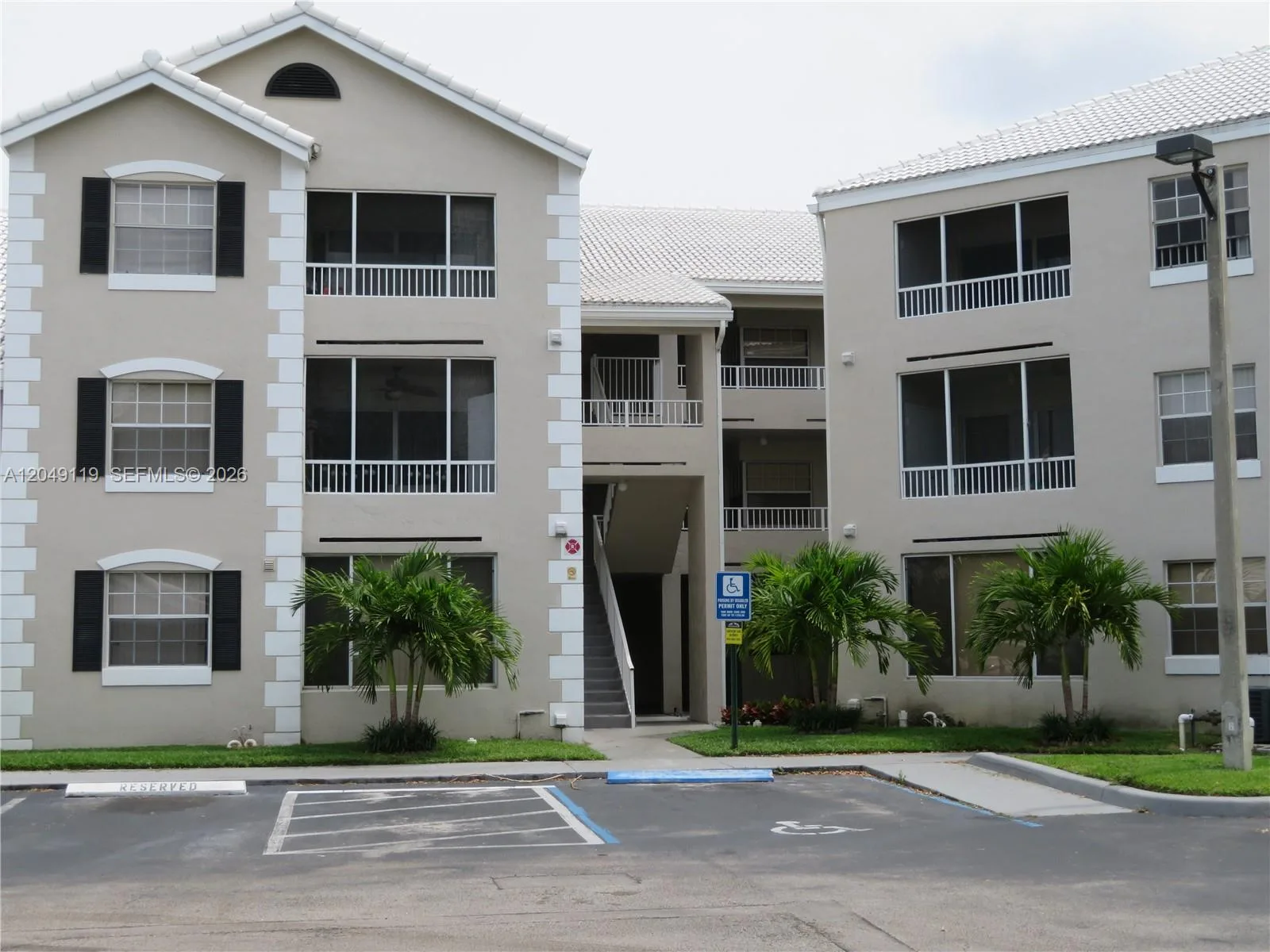 Lakeview Club Condo