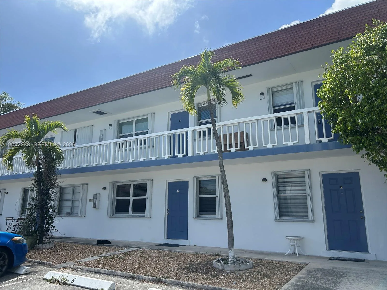 Harbour Hall Condos
