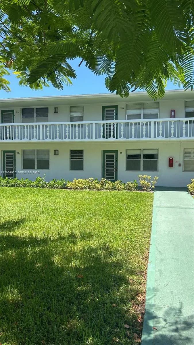 Farnham M Condo