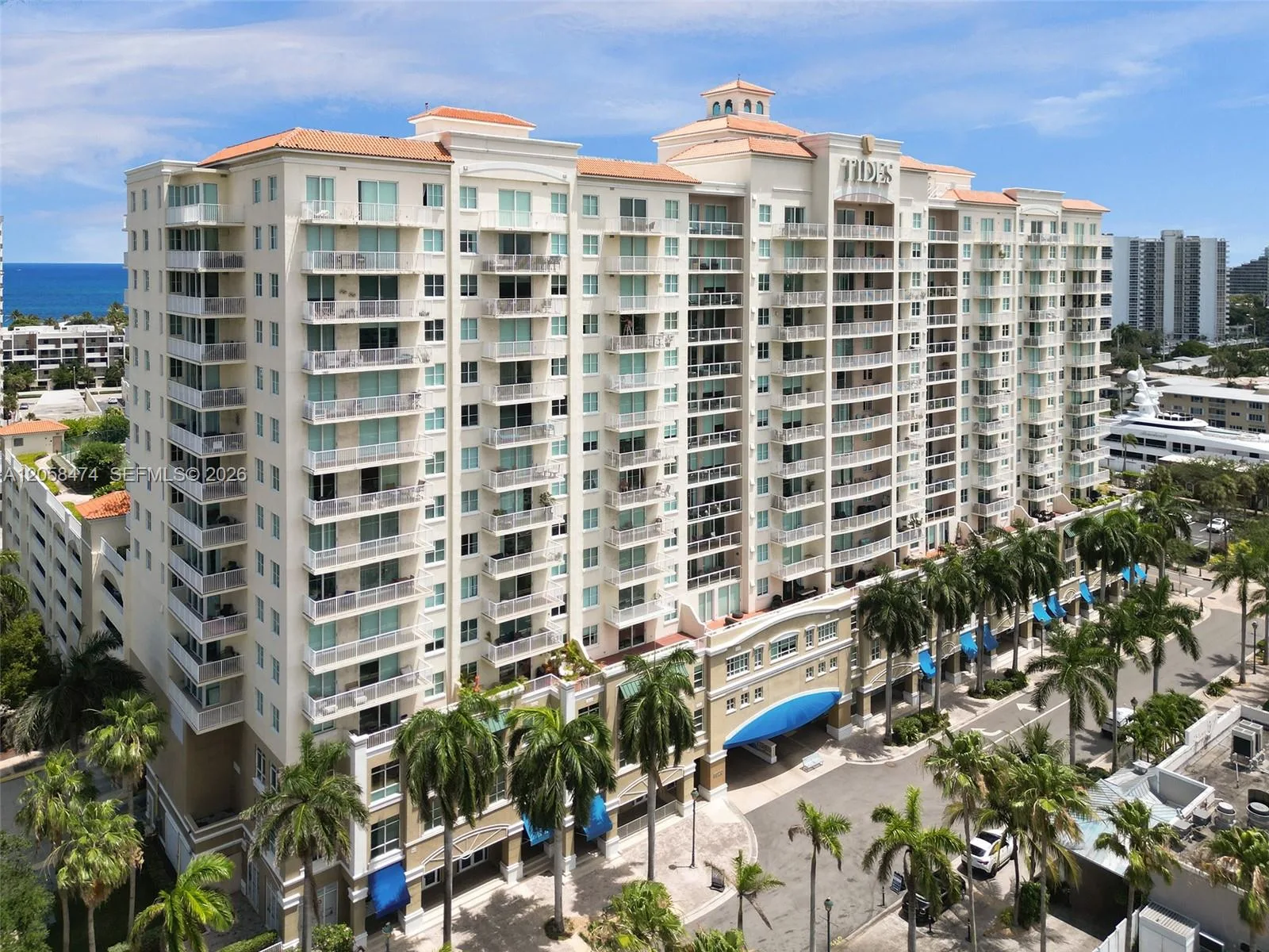 Tides At Bridgeside Squar