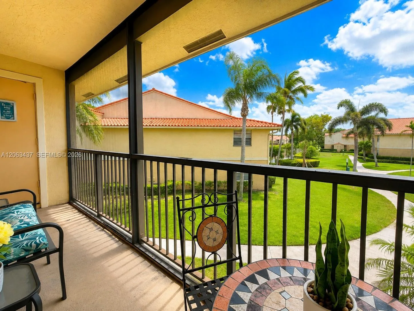 Royal Poinciana Condo
