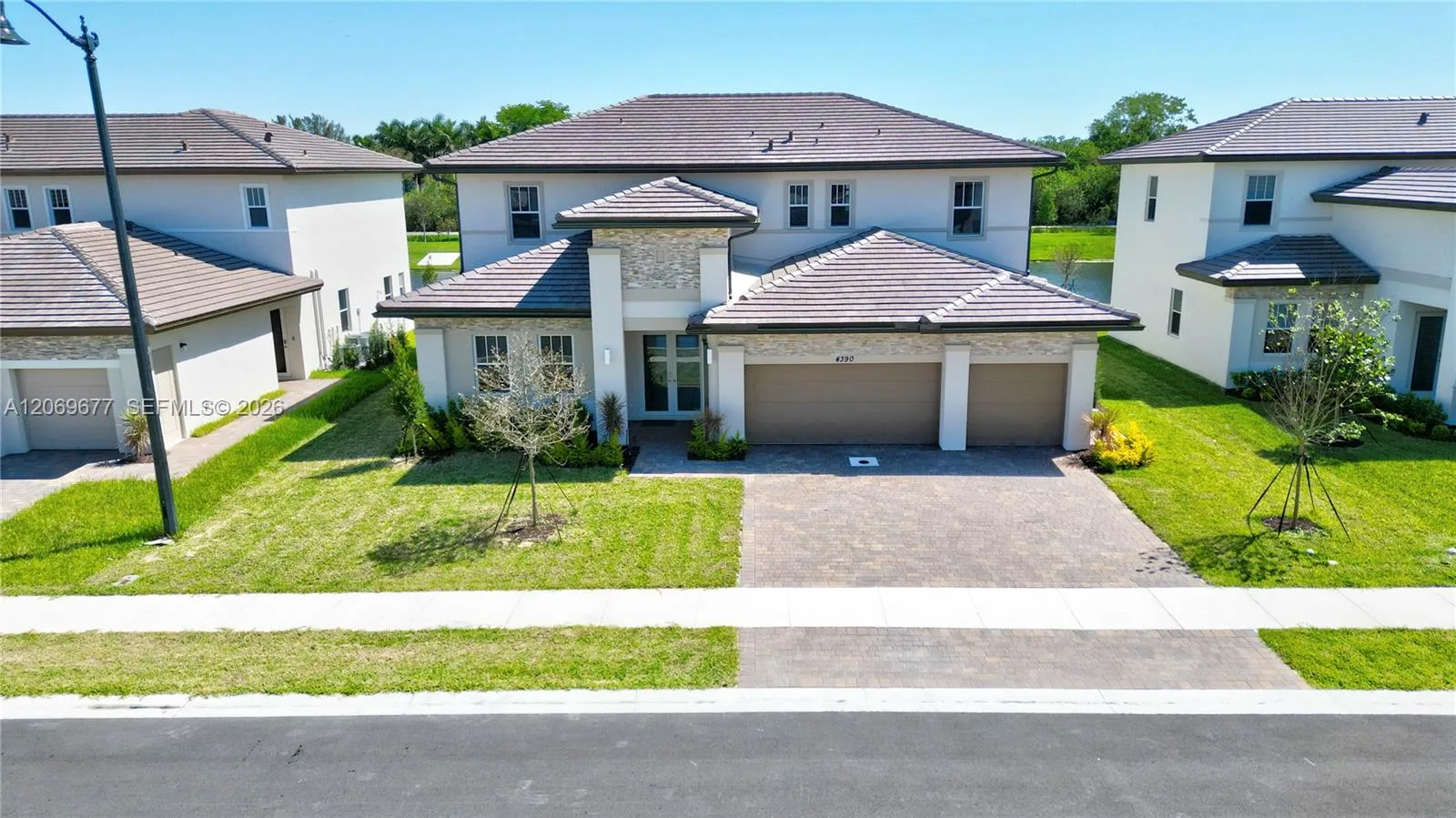 Crescent Ridge