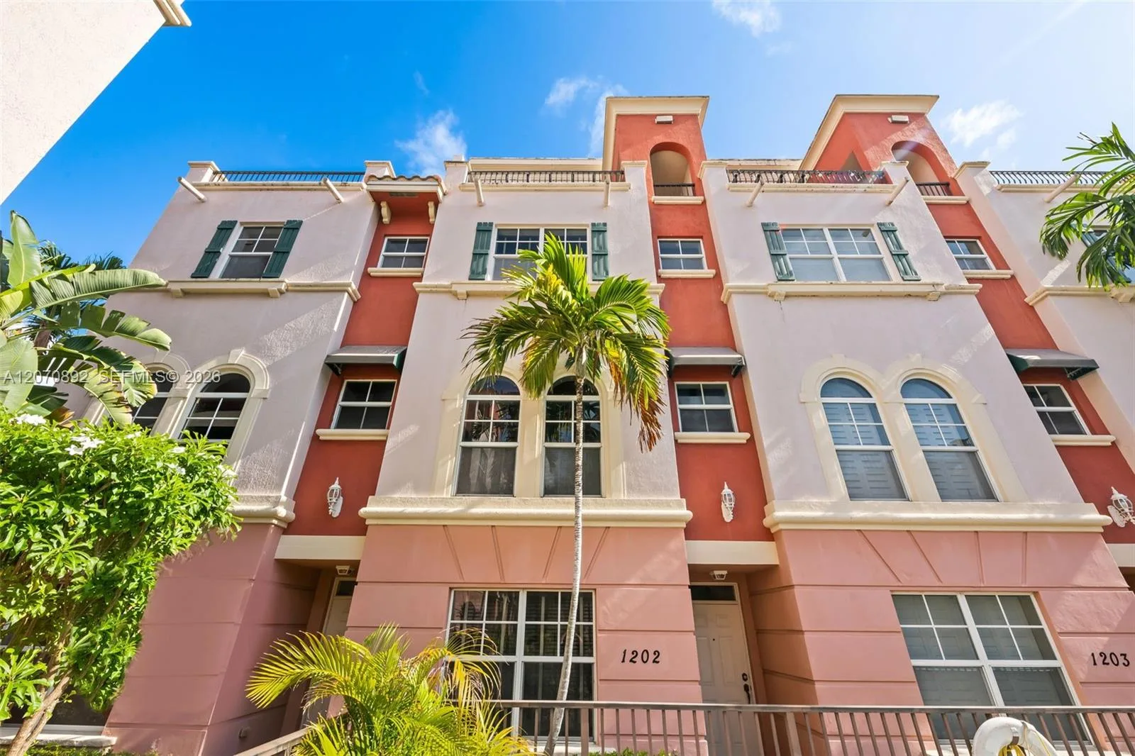 Villa Medici Condo