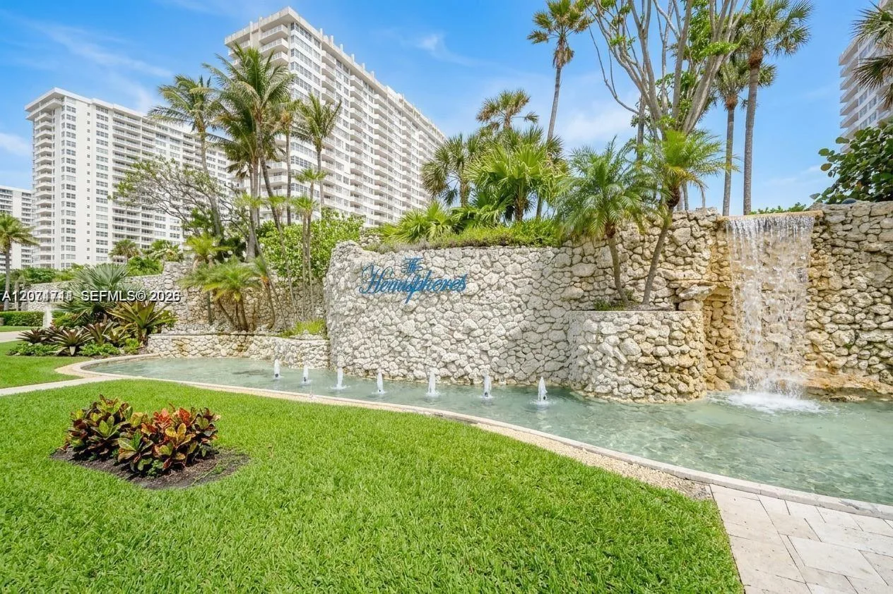 Hemispheres Condo