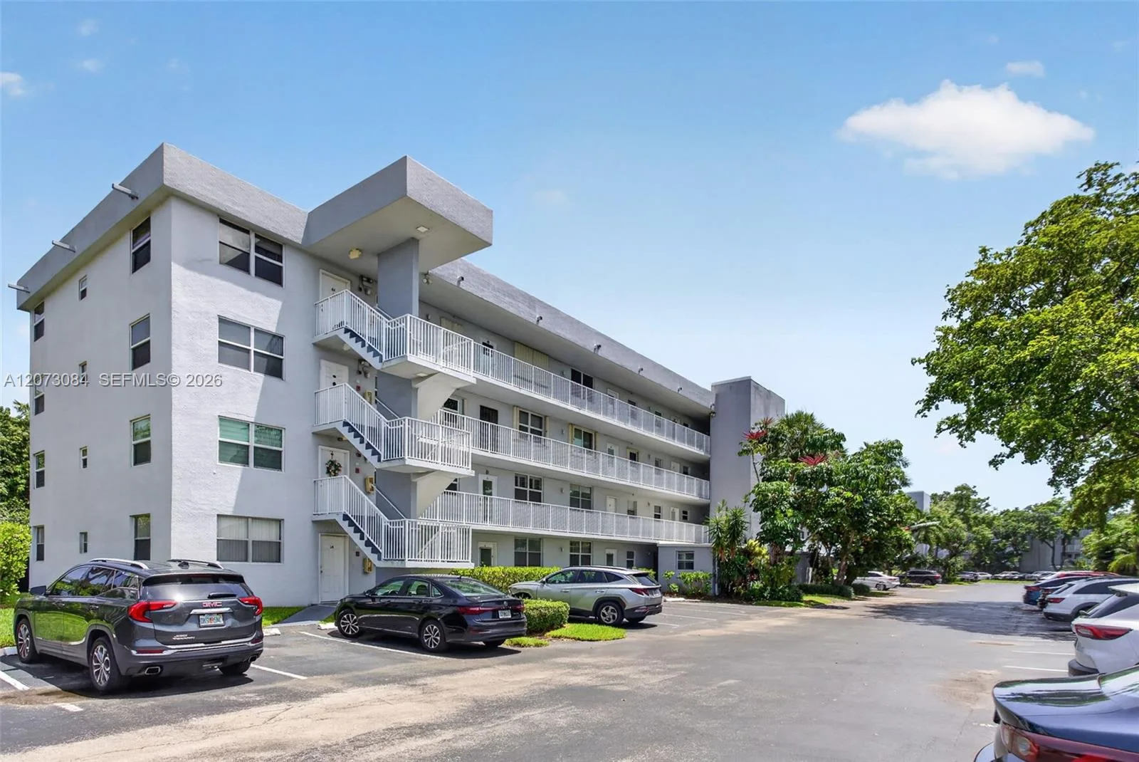 Royal Park Condo