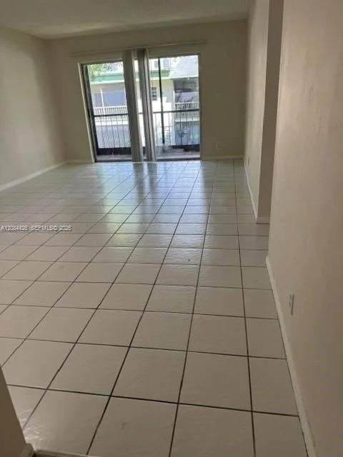 Ramblewood East Condo