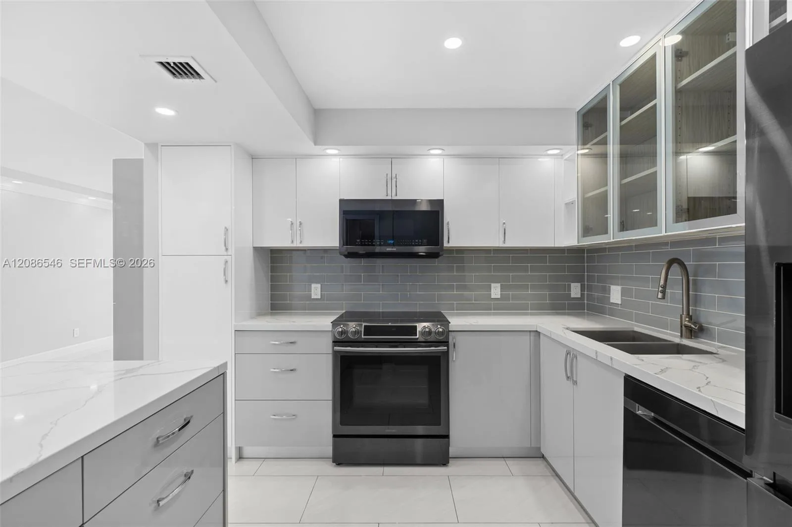 Desoto Park Condo