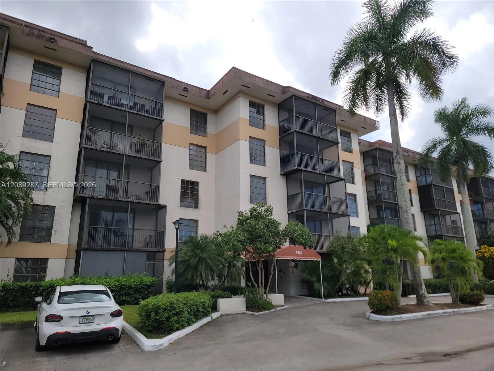 Inverwood Condo