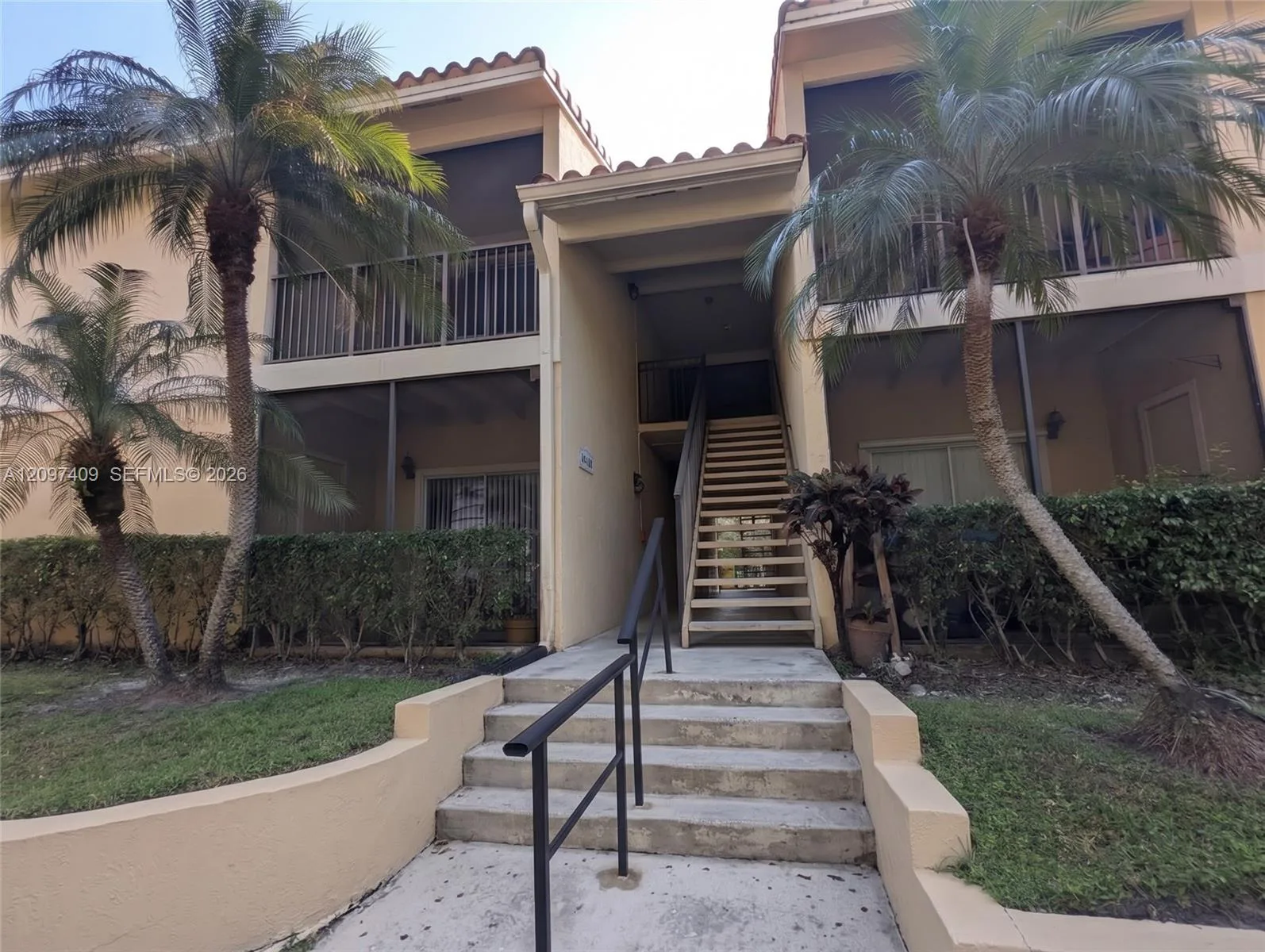 Royal Poinciana Condo