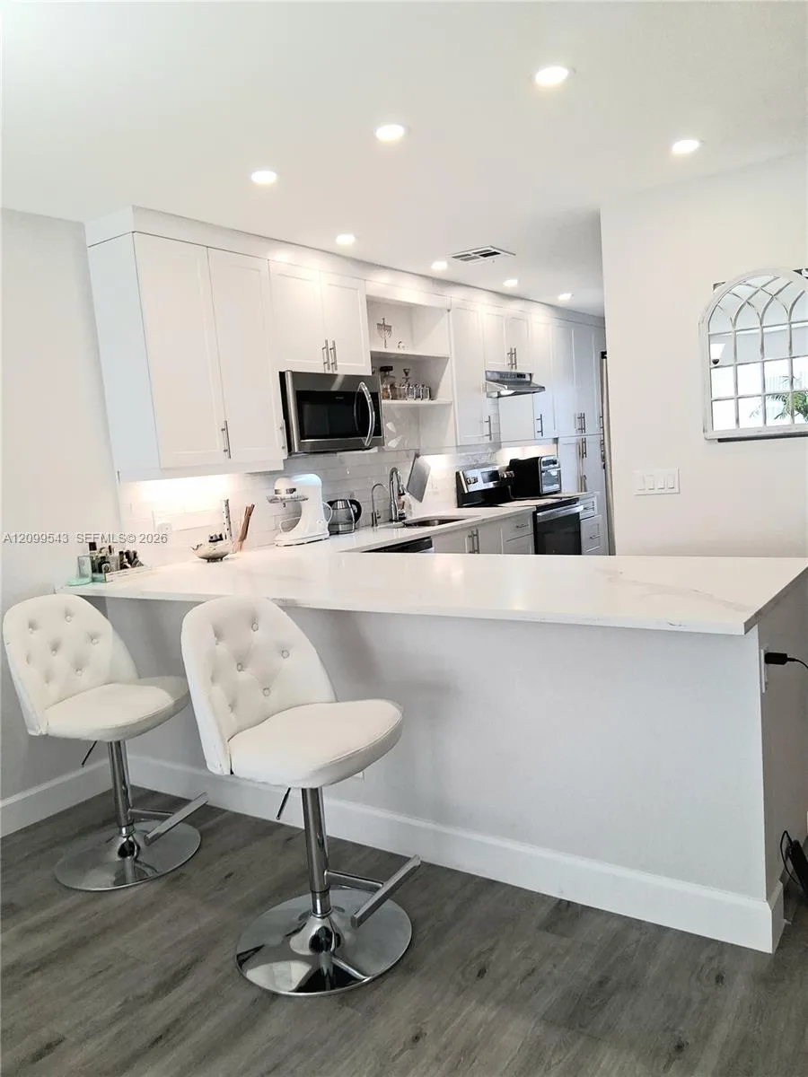 Pines Of Delray Condo
