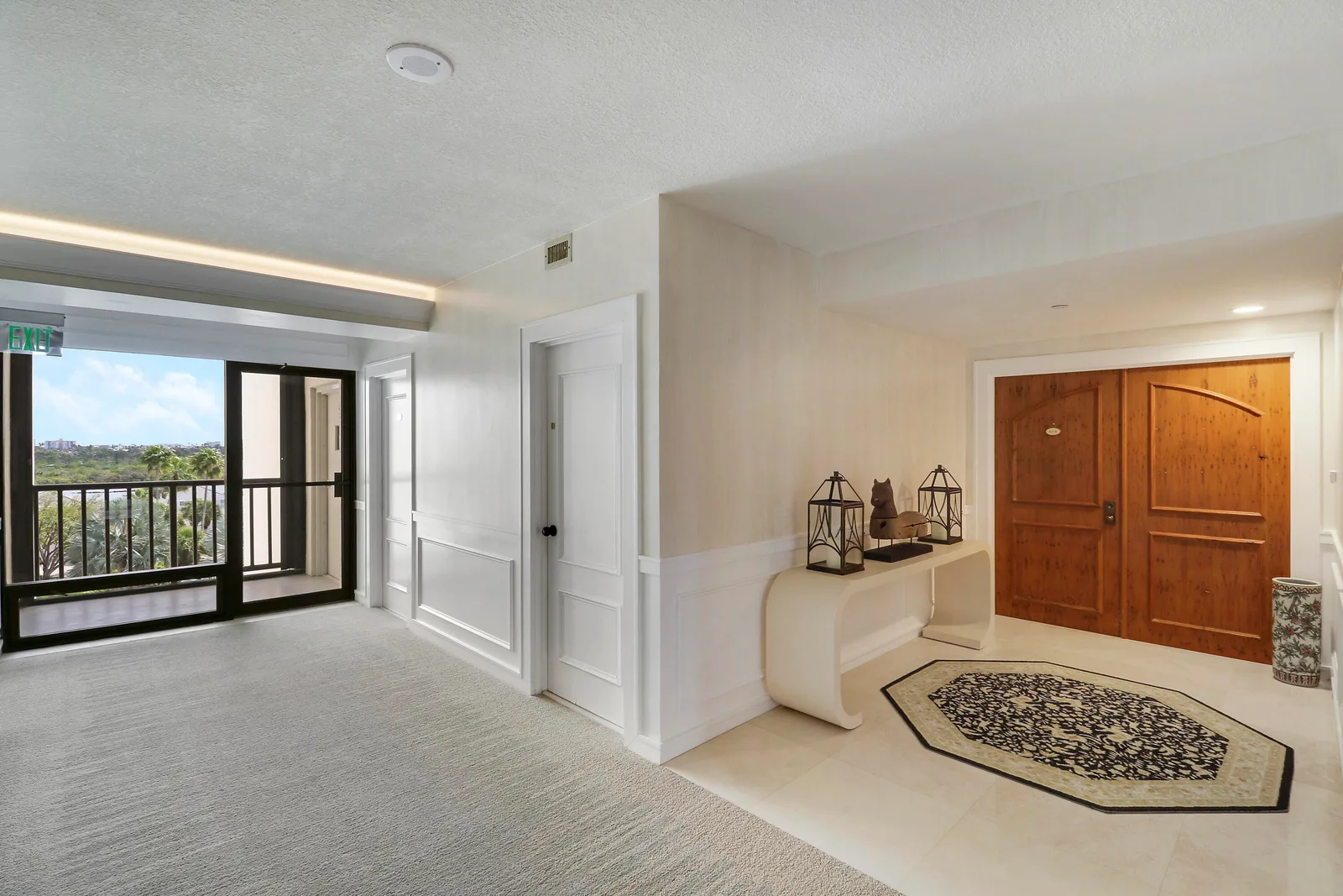 Southporte One At Jonathans Landing Condo