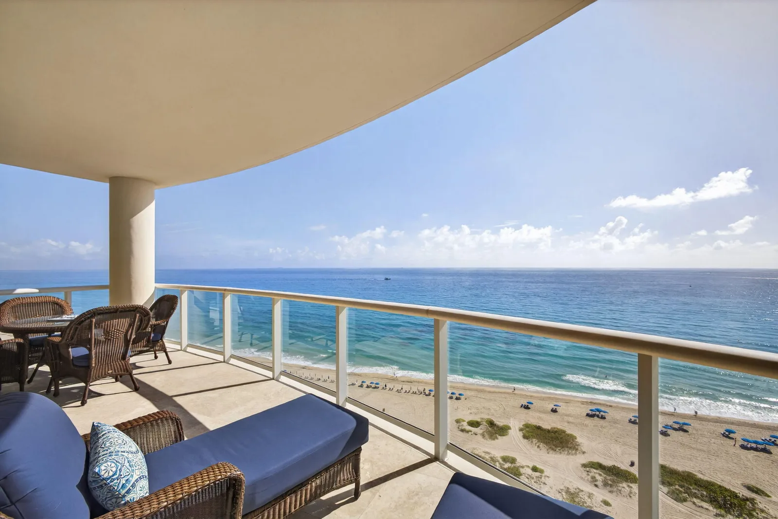 2700 North Ocean Condo
