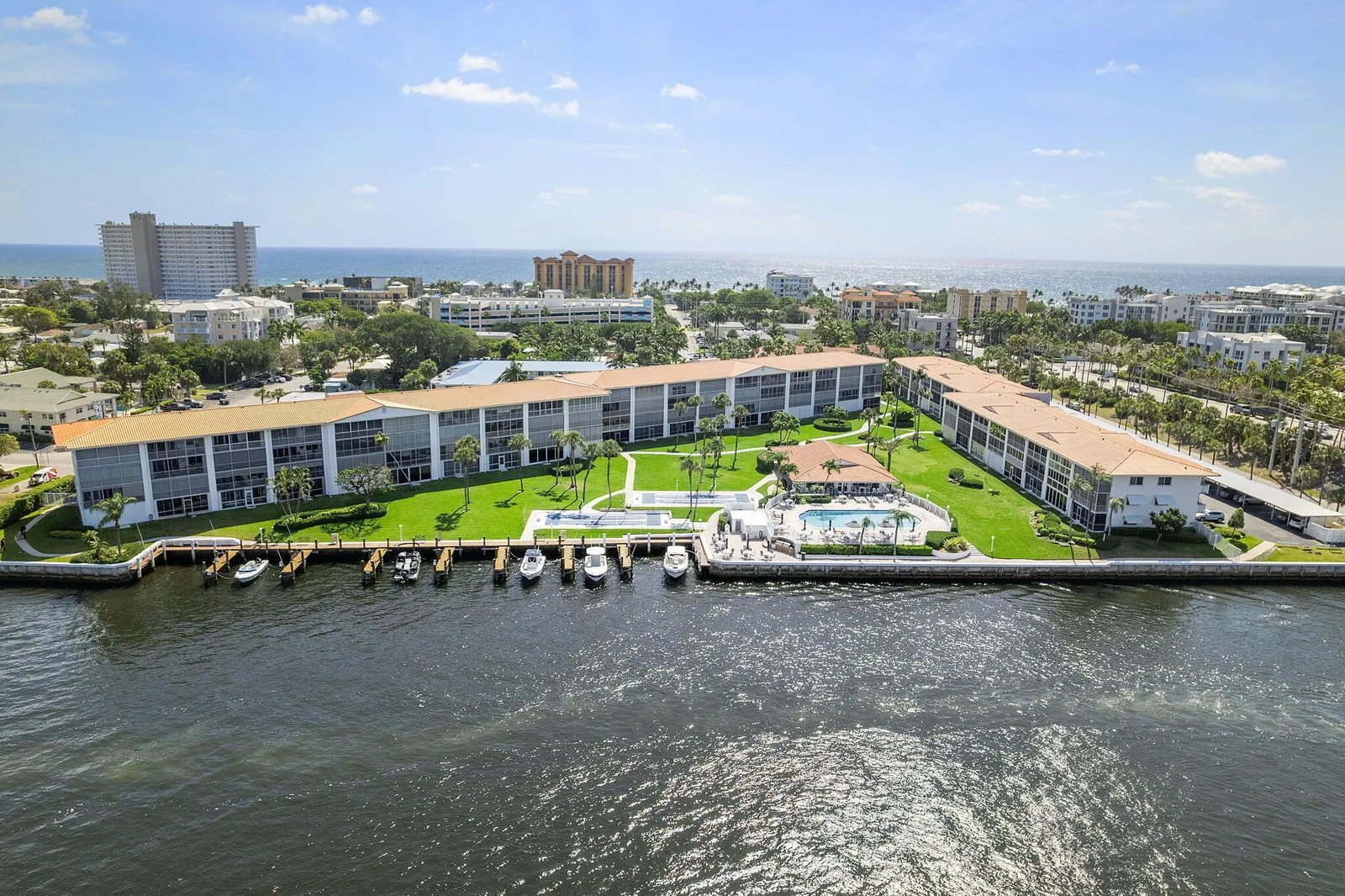 Penthouse North Condo