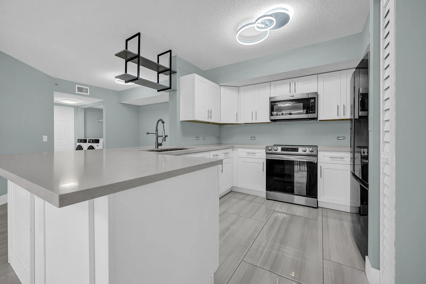 Villa Del Sol Condo