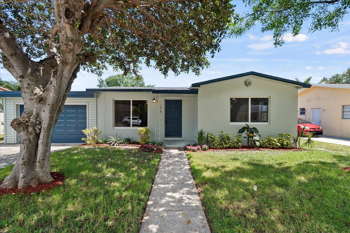 Lake Worth Town Of