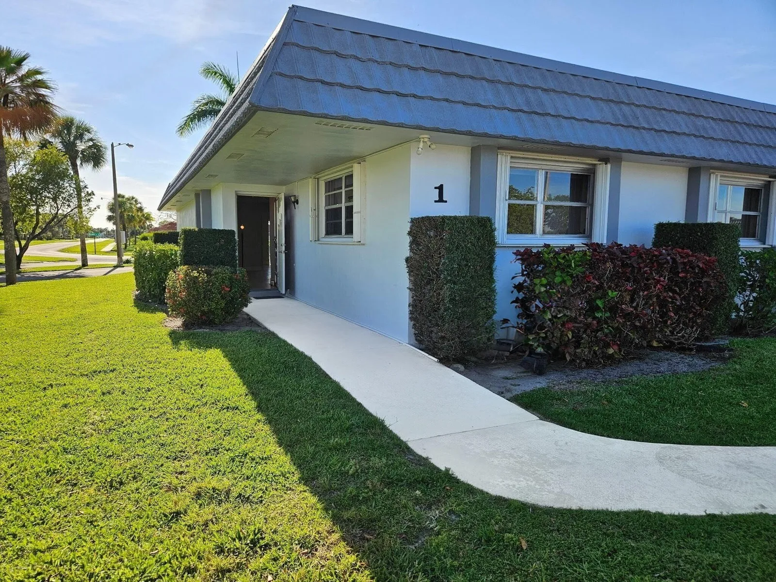 Cresthaven Condo Townhomes Sec