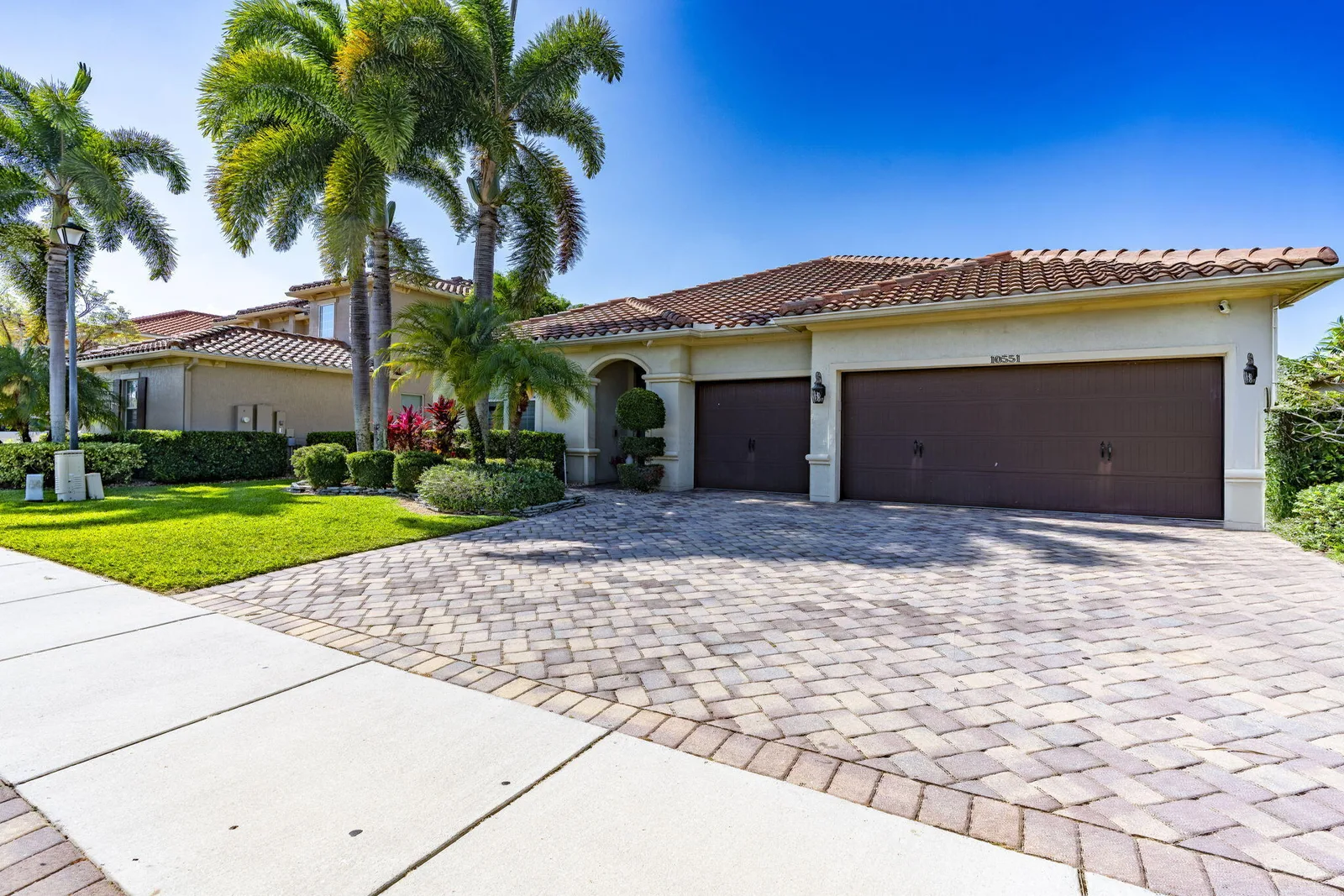 Oakmont Estates