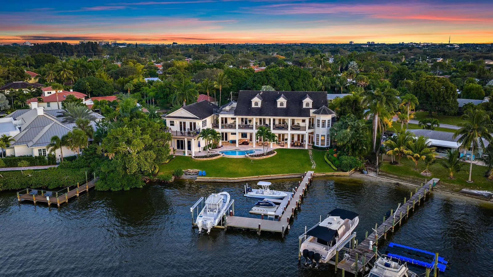 Palm Point