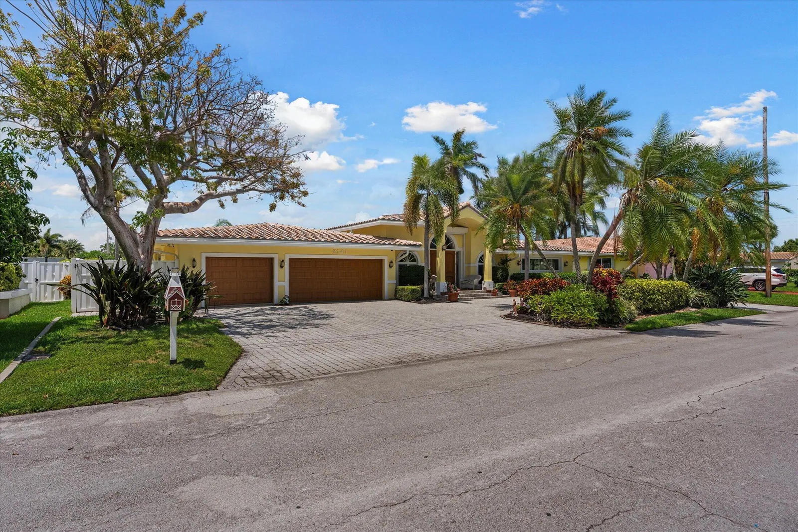 Lighthouse Point Estates