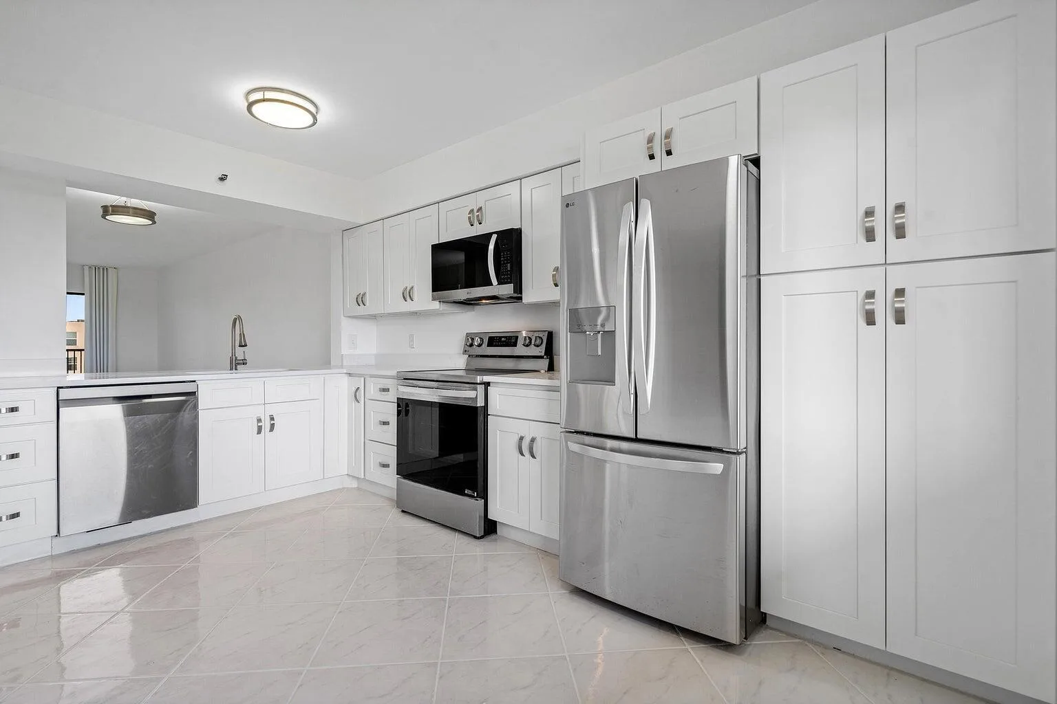 Huntington Lakes Sec One Condos