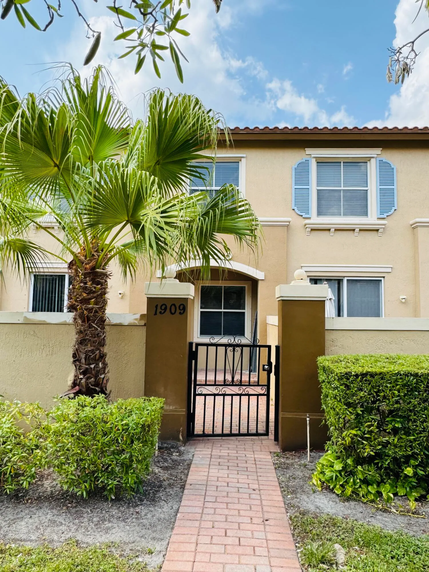 Links At Emerald Dunes Condo