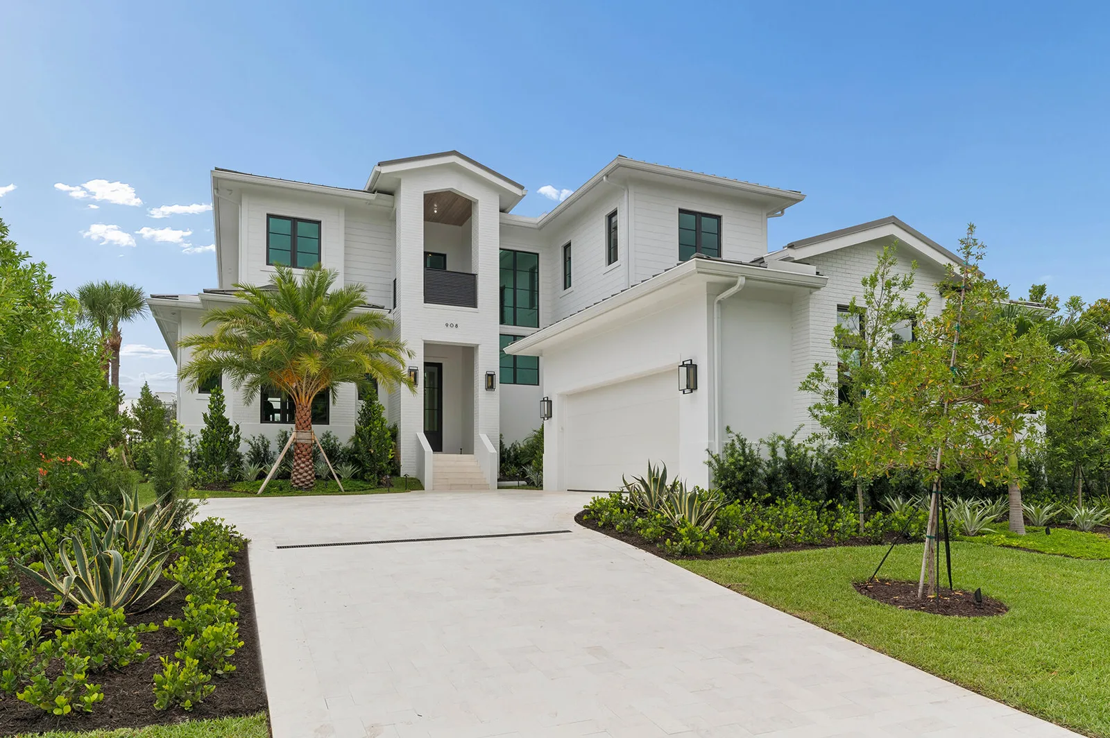 Lake Shores Lantana