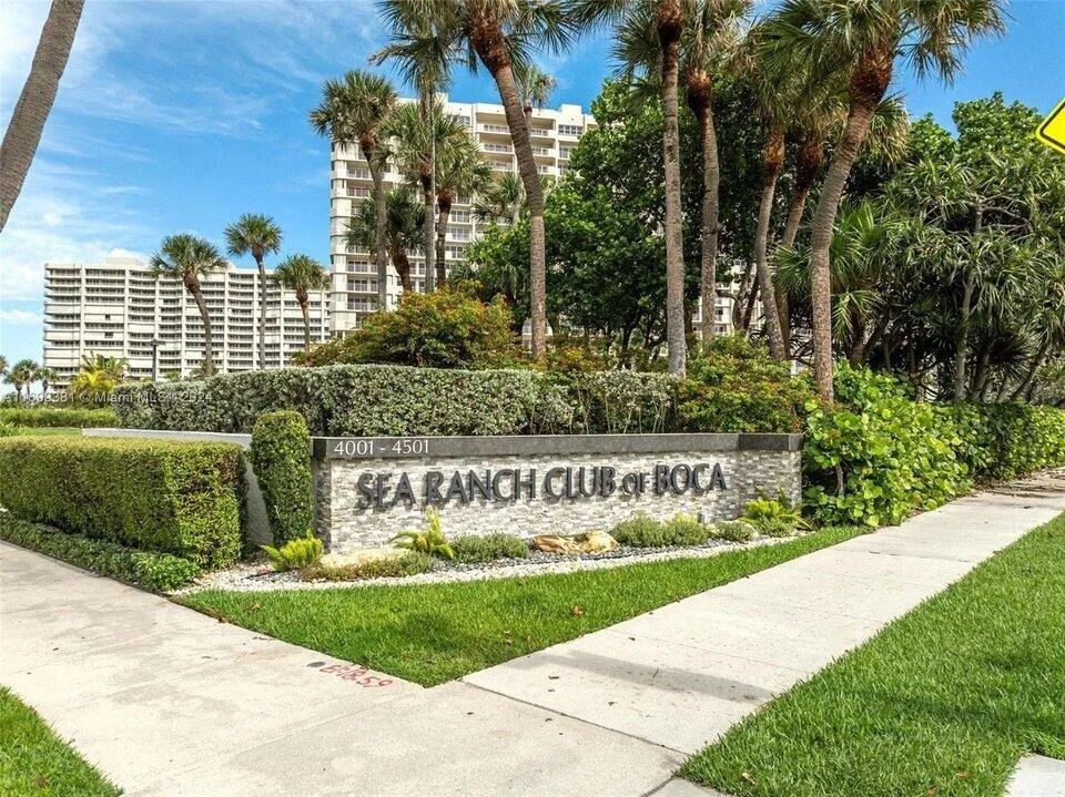 Sea Ranch Club Of Boca Ii Condo
