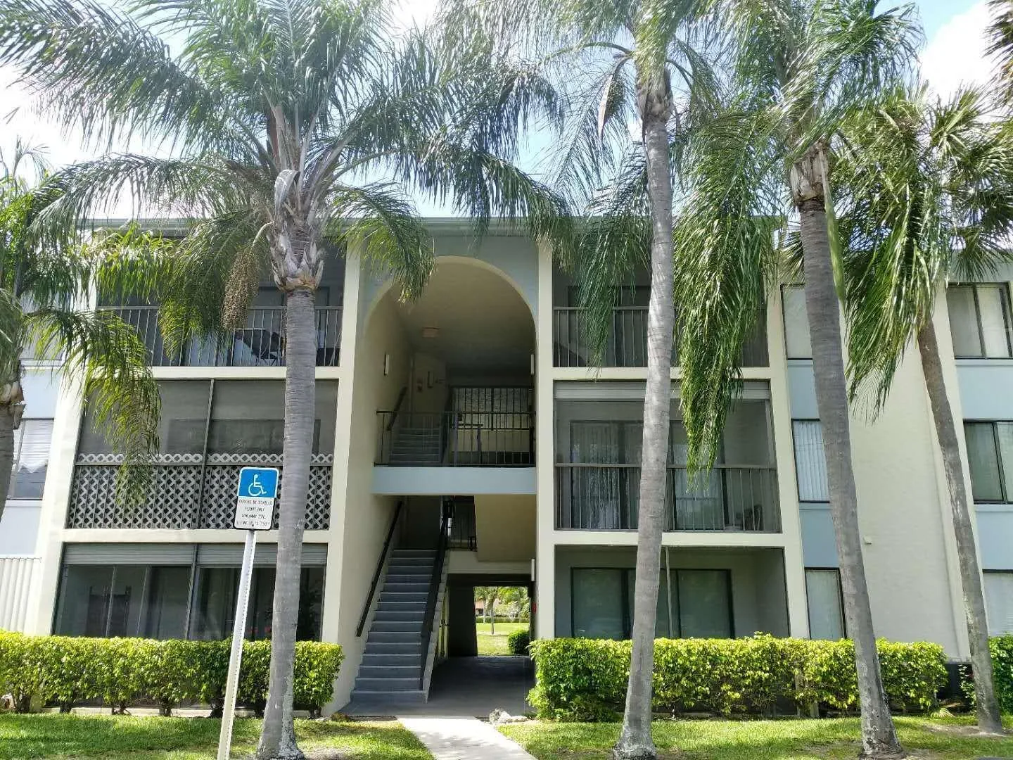 Palm Club Village Ii Condo