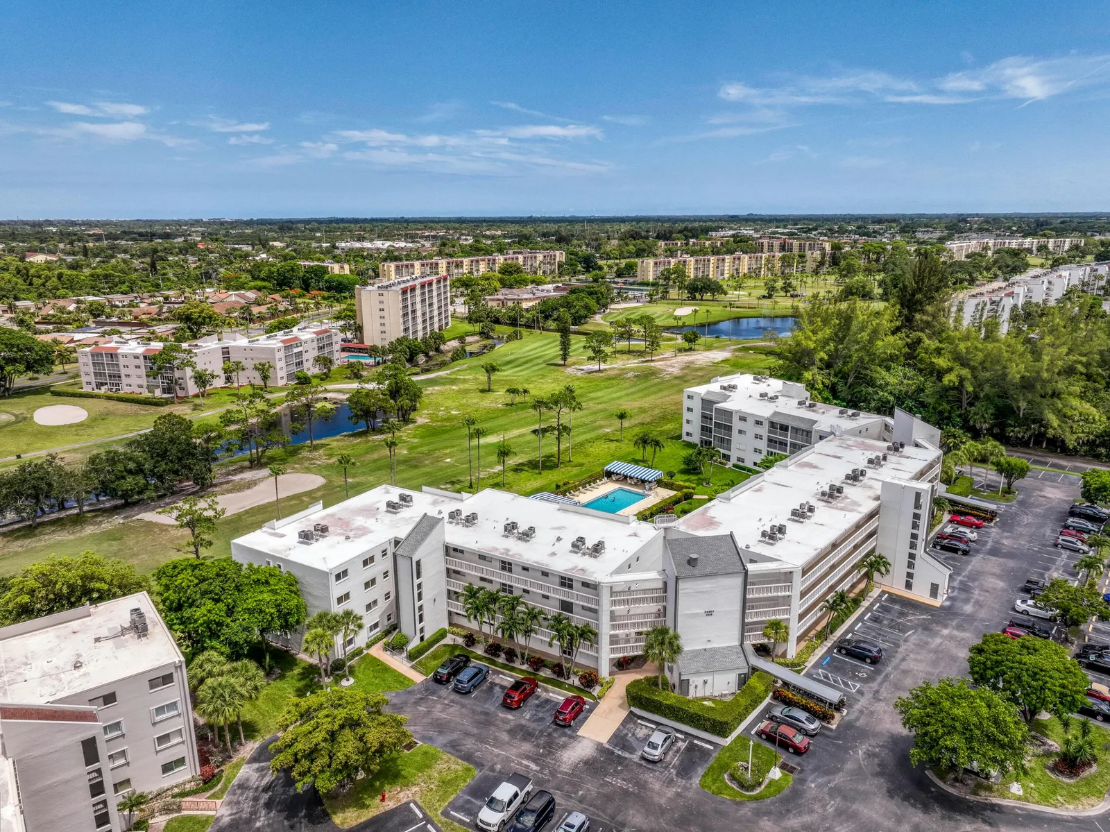 Essex At Poinciana Condo