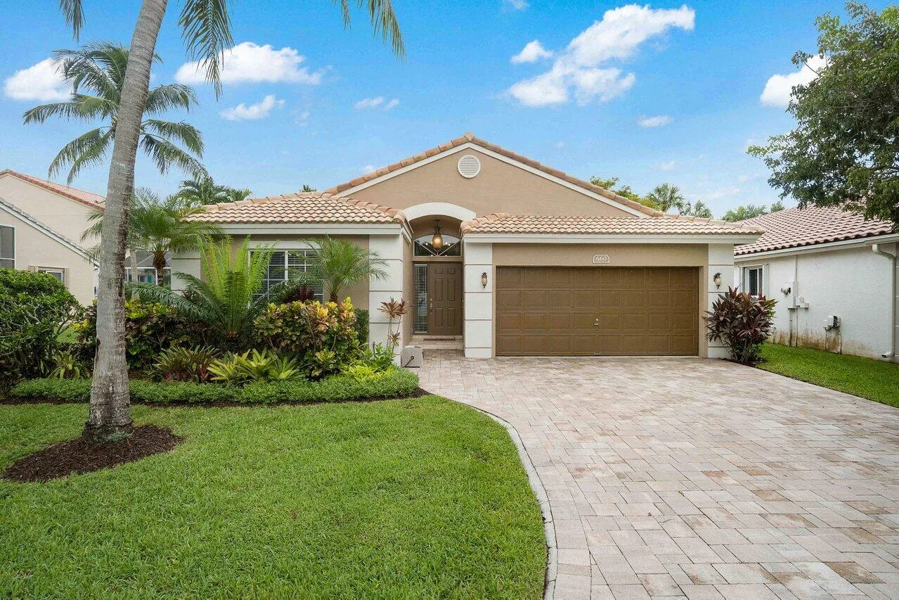 Coquina Lakes