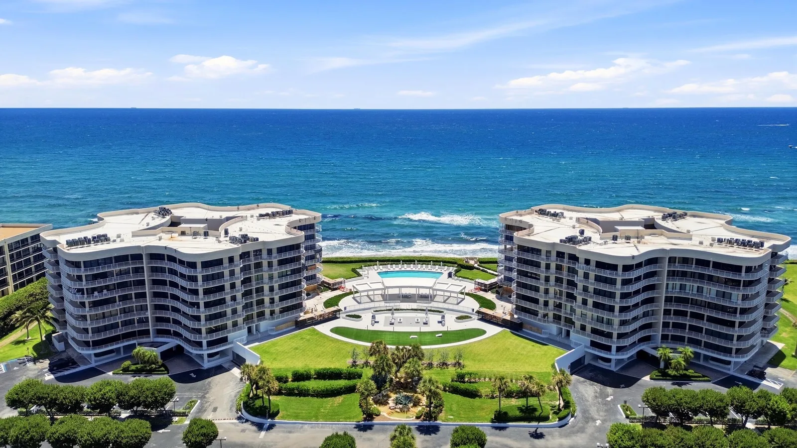 Atriums Of Palm Beach Condo