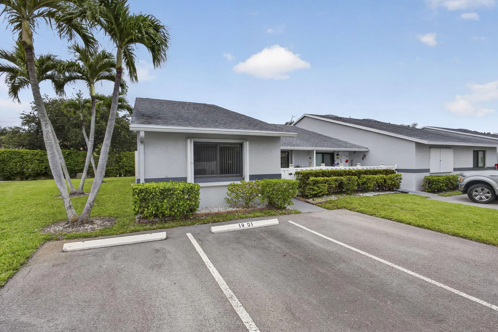 Arbours Of The Palm Beaches Condo