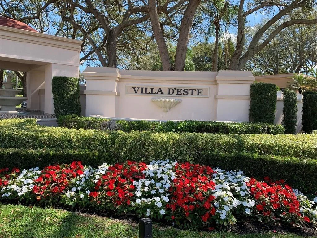 Villa Deste Condo