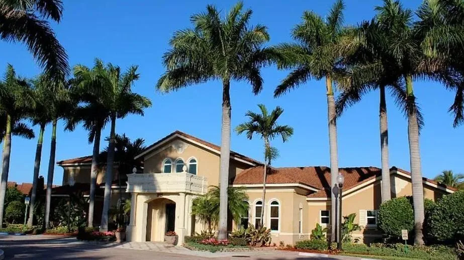 Villa Del Sol Condo