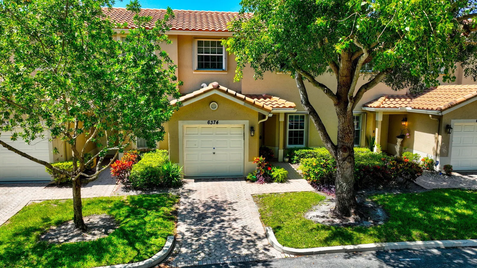 Boynton Oasis Condo