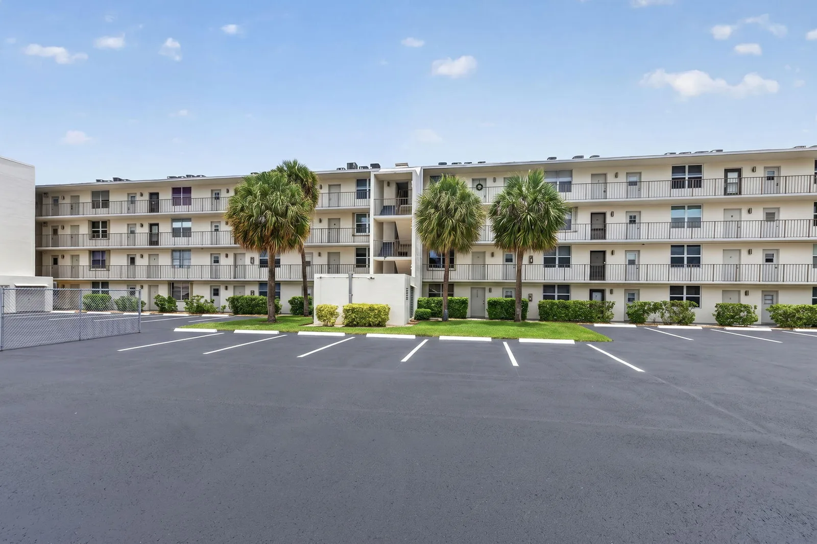 Coral Ridge East Condo