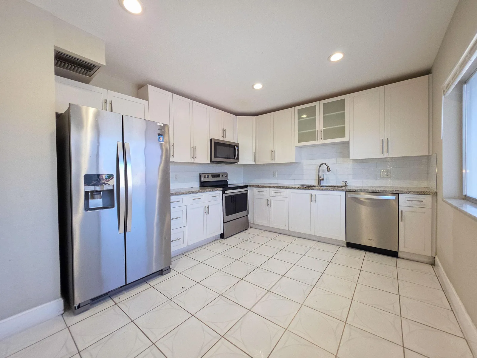 Mariner Iv Condo
