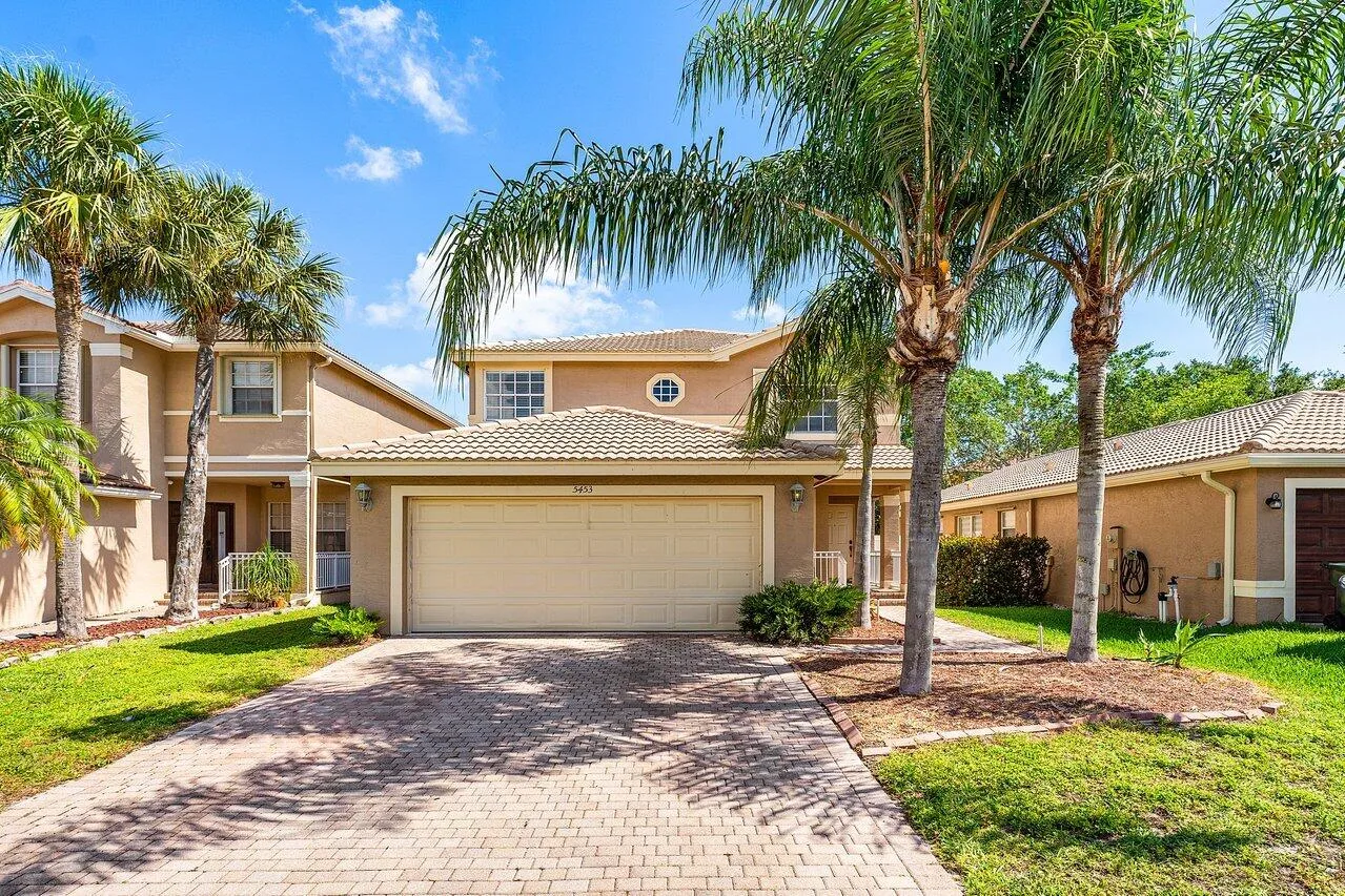 Nautica Isles West