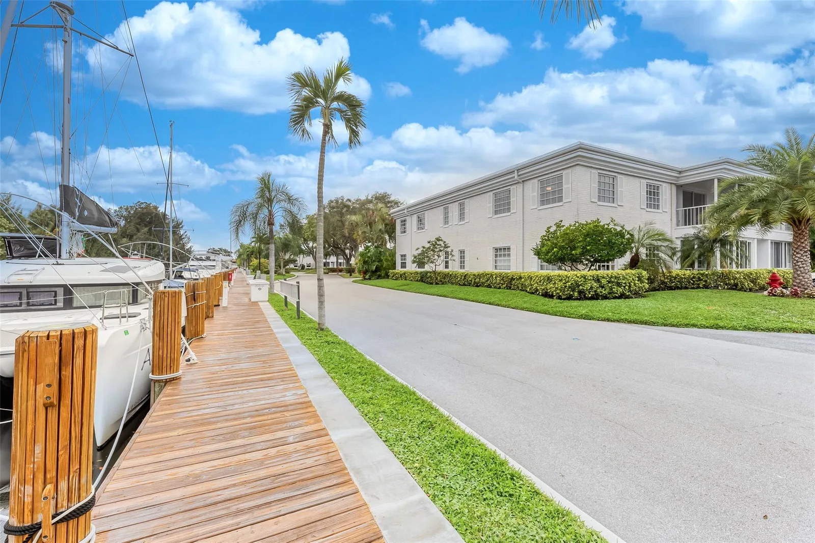 Bay Colony Club Condo