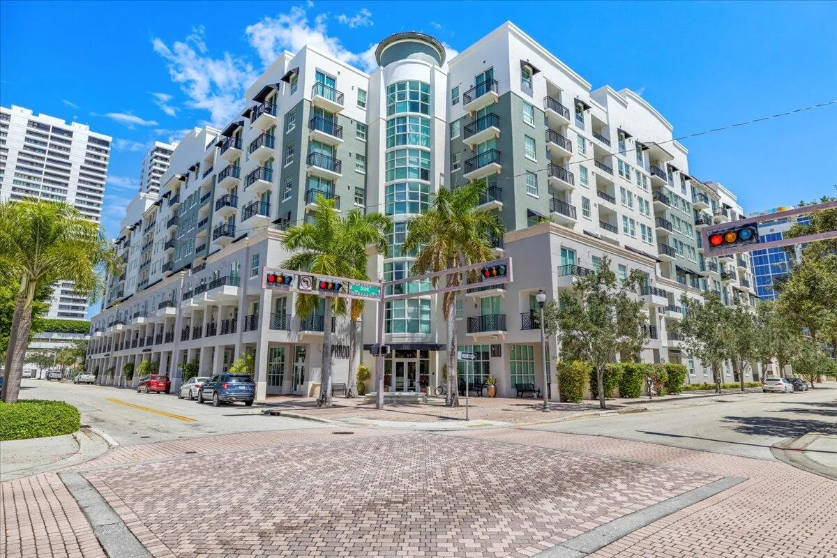 Prado Condo
