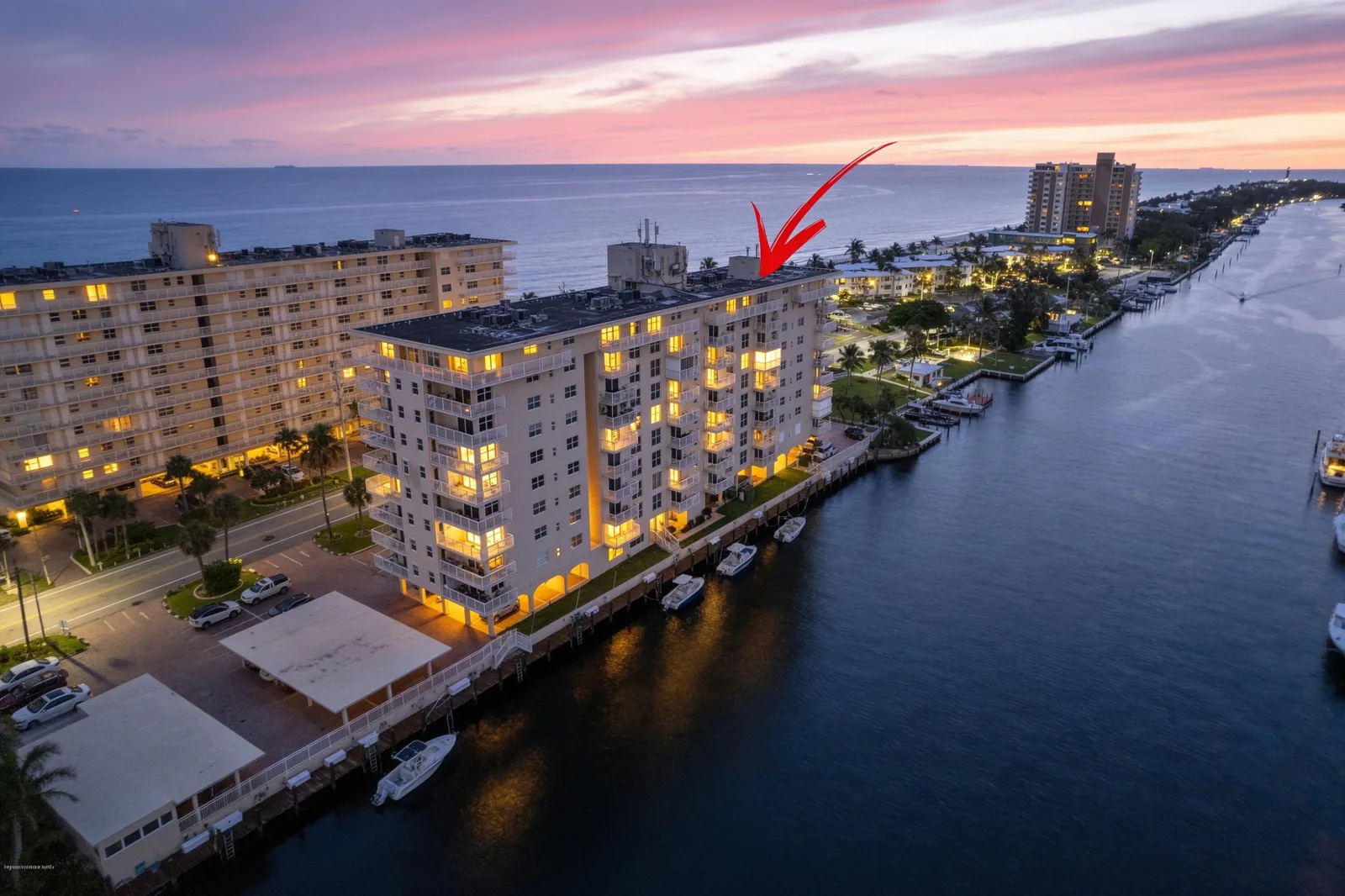 Hillsboro Le Baron Condo Apts
