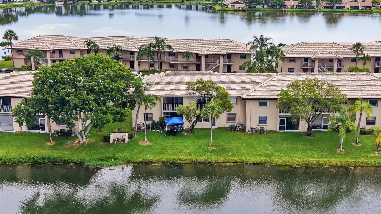 Viewpointe Condo