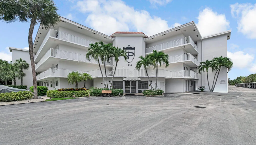 Penthouse Delray Condo