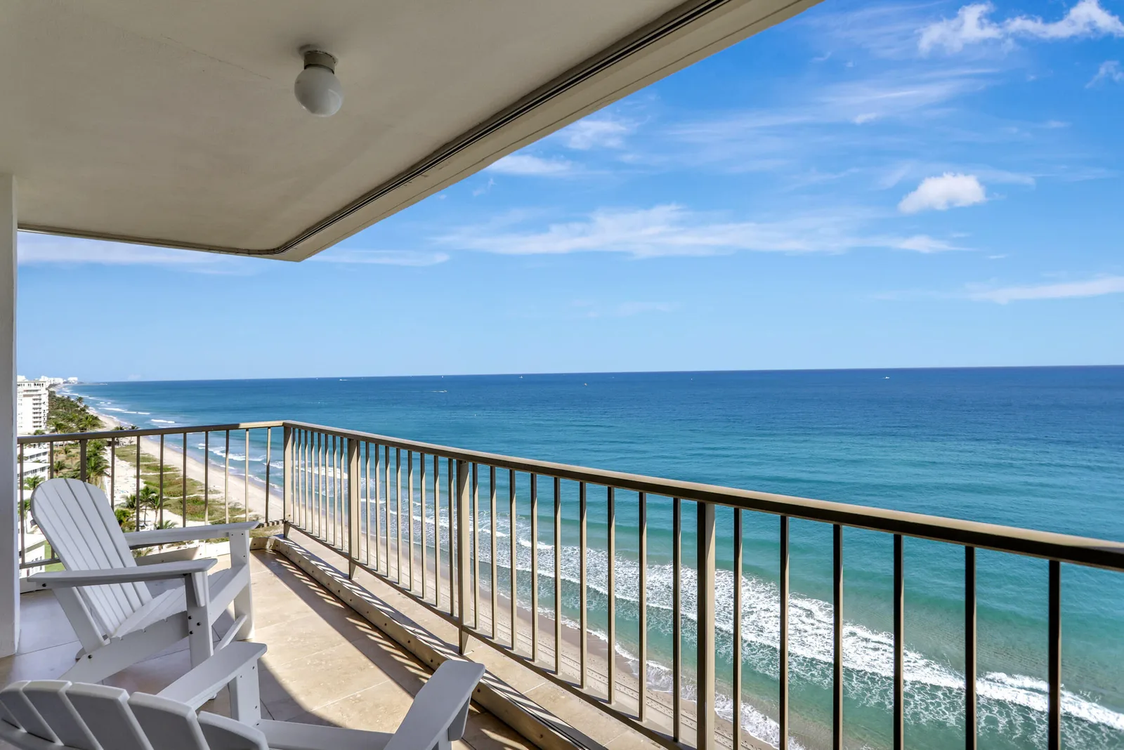 Landmark At Hillsboro Condo