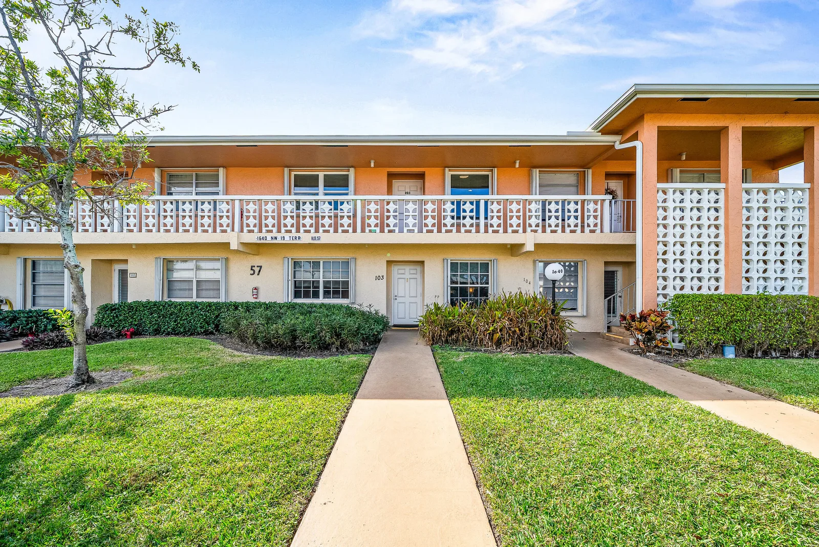 Pines Of Delray North Condo