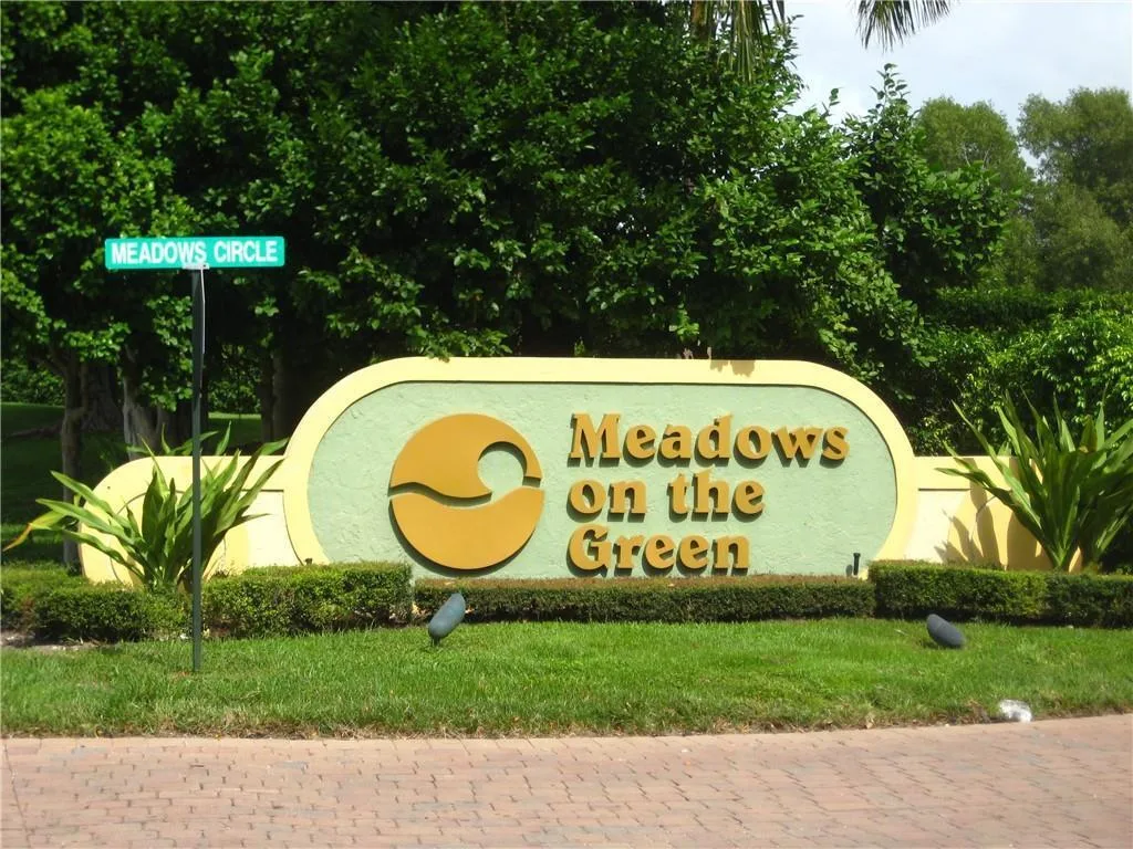 Meadows On The Green Condo