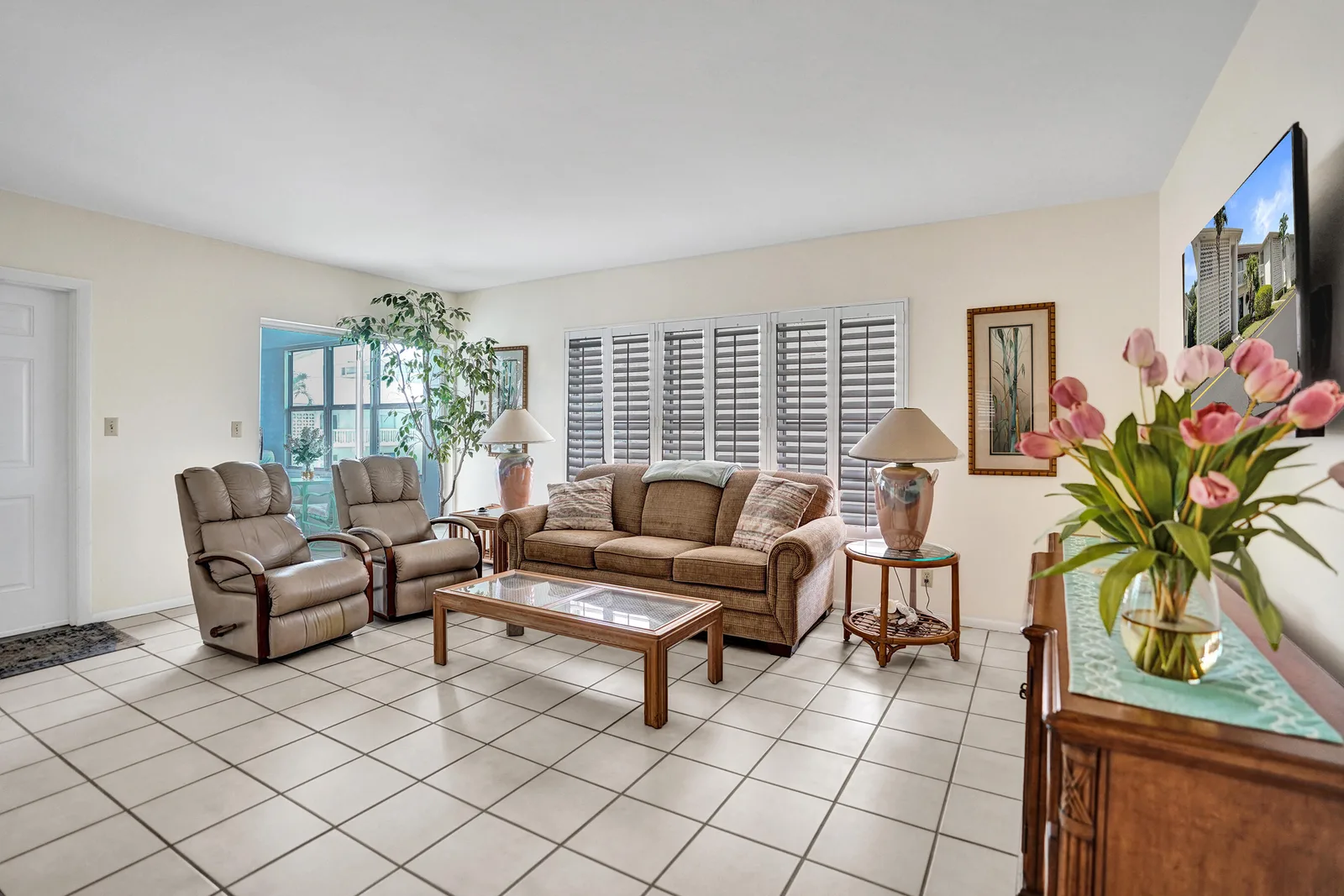 South Palm Beach Villas Condo
