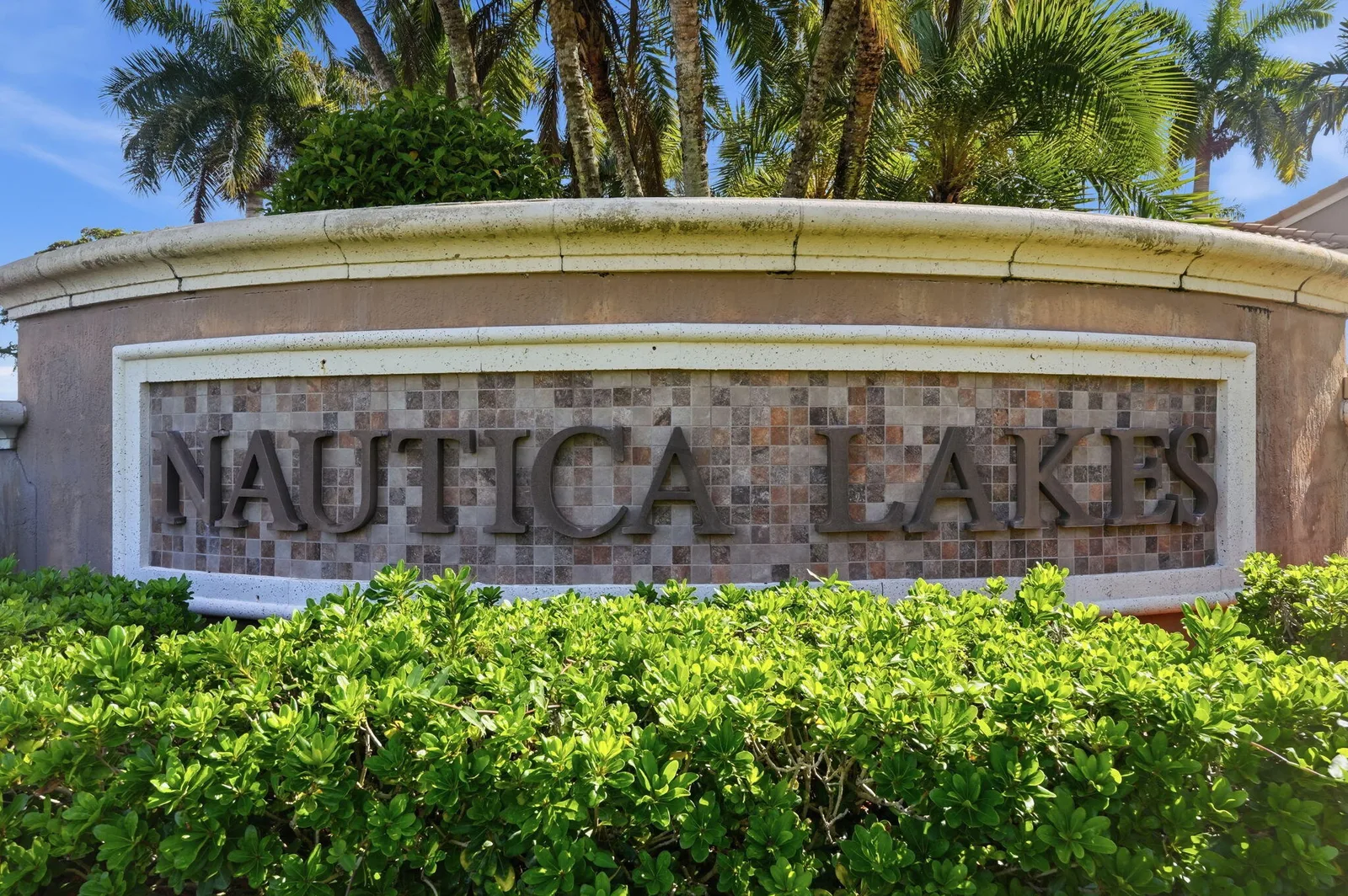 Nautica Lakes