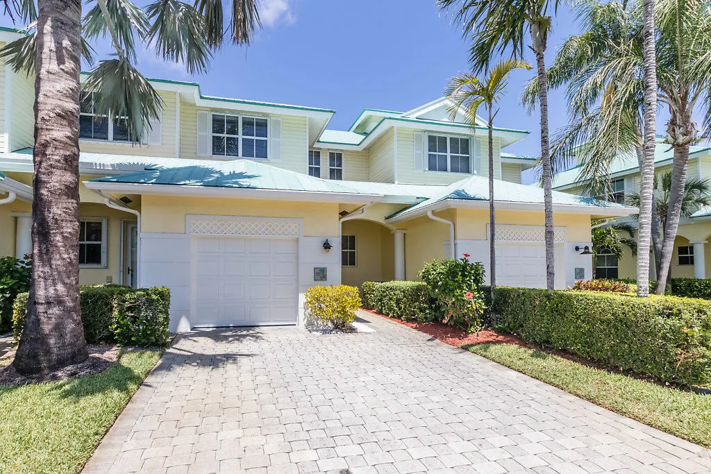 Barefoot Cove Townhomes